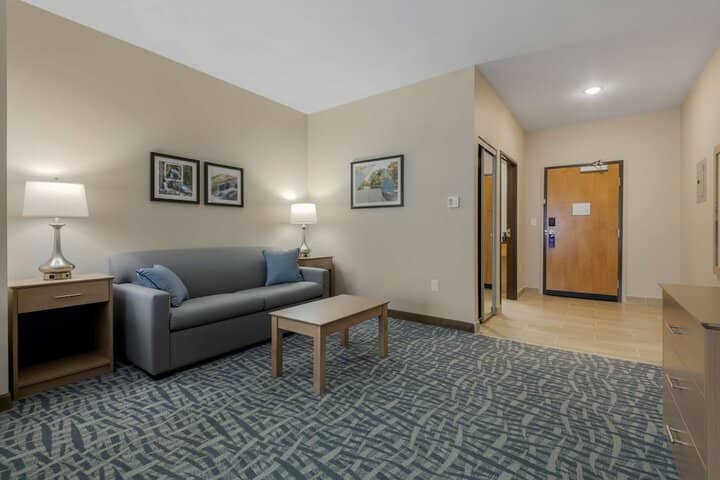 Room 7 of 43