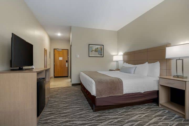 Room 12 of 43